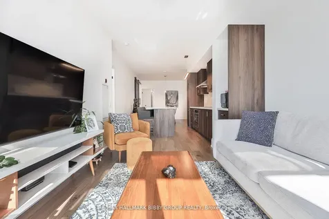 560 Front Street W Toronto ON M5V 1C1