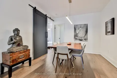 560 Front Street W Toronto ON M5V 1C1