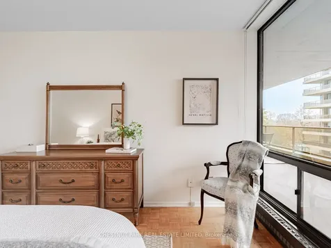 20 Avoca Avenue Toronto ON M4T 2B8