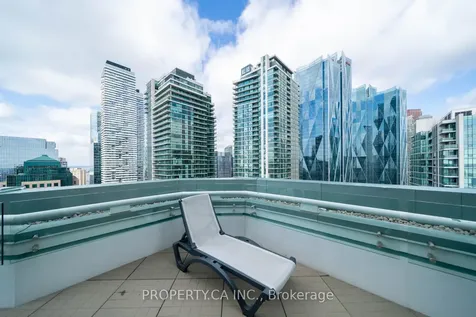 10 Yonge Street Toronto ON M5E 1R4