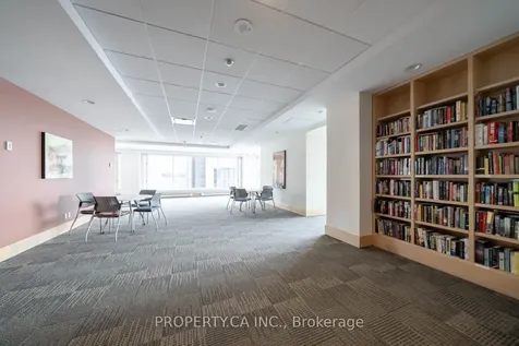 10 Yonge Street Toronto ON M5E 1R4