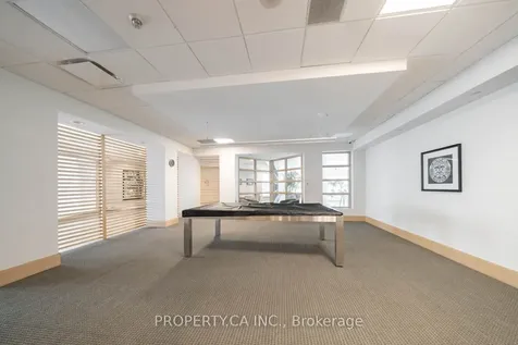 10 Yonge Street Toronto ON M5E 1R4