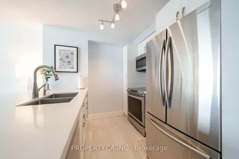 10 Yonge Street Toronto ON M5E 1R4
