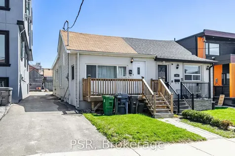 285 Robina Avenue Toronto ON M6C 3Y9
