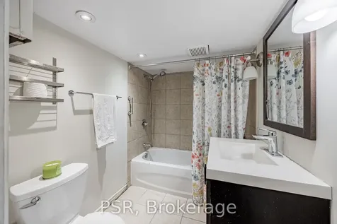 285 Robina Avenue Toronto ON M6C 3Y9
