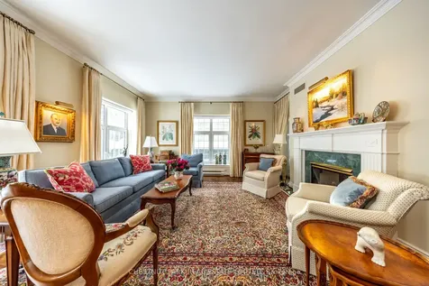 2 Doncliffe Place Toronto ON M4N 2R1