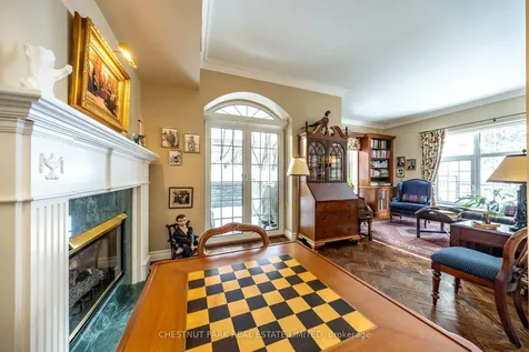 2 Doncliffe Place Toronto ON M4N 2R1