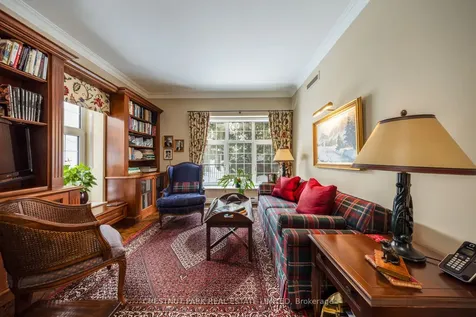 2 Doncliffe Place Toronto ON M4N 2R1
