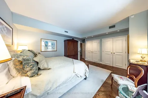 2 Doncliffe Place Toronto ON M4N 2R1