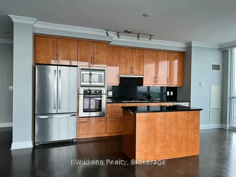16 Harbour Street Toronto ON M5J 2Z7