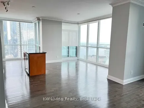 16 Harbour Street Toronto ON M5J 2Z7