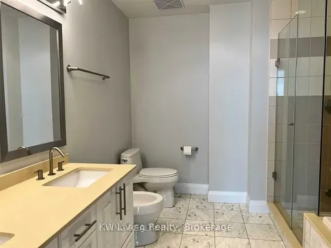 16 Harbour Street Toronto ON M5J 2Z7