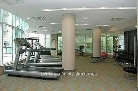 16 Harbour Street Toronto ON M5J 2Z7