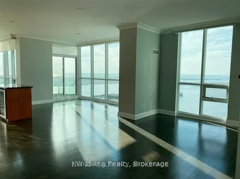 16 Harbour Street Toronto ON M5J 2Z7
