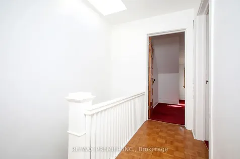 172 Lauder Avenue Toronto ON M6E 3H4