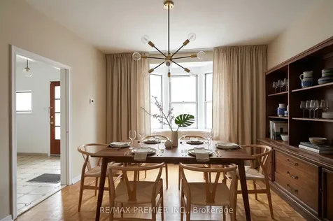 172 Lauder Avenue Toronto ON M6E 3H4