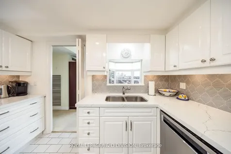 65 Spring Garden Avenue Toronto ON M2N 6H9