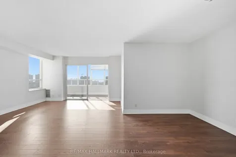 215 Wynford Drive Toronto ON M3C 3P5