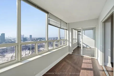 215 Wynford Drive Toronto ON M3C 3P5