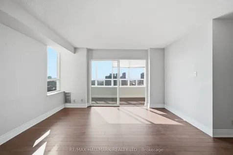 215 Wynford Drive Toronto ON M3C 3P5