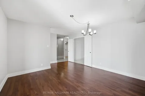 215 Wynford Drive Toronto ON M3C 3P5