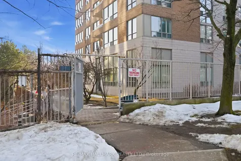 215 Wynford Drive Toronto ON M3C 3P5