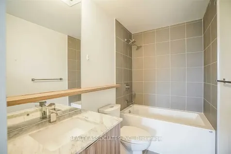 6 Parkwood Avenue Toronto ON M4V 1V1