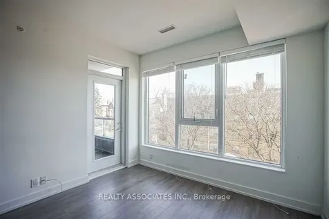 6 Parkwood Avenue Toronto ON M4V 1V1