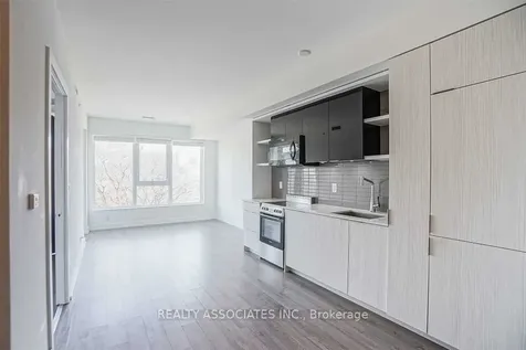 6 Parkwood Avenue Toronto ON M4V 1V1