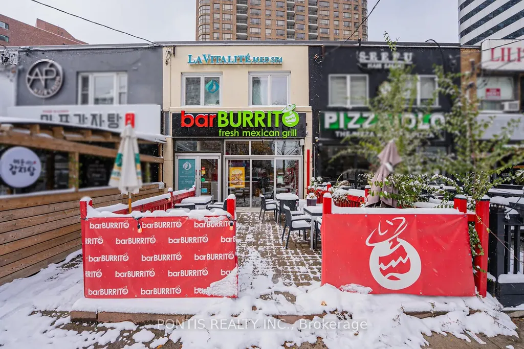 4918 Yonge Street Toronto ON M2N 5N5