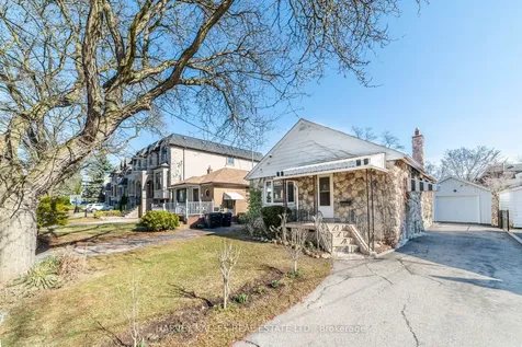 139 Kingsdale Avenue Toronto ON M2N 3W8