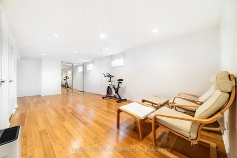139 Kingsdale Avenue Toronto ON M2N 3W8