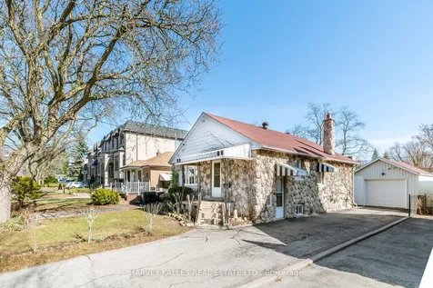 139 Kingsdale Avenue Toronto ON M2N 3W8