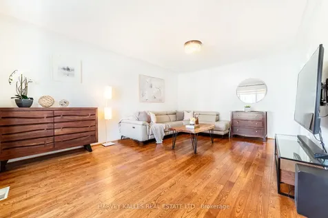 139 Kingsdale Avenue Toronto ON M2N 3W8
