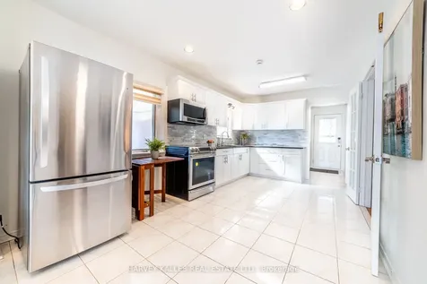 139 Kingsdale Avenue Toronto ON M2N 3W8