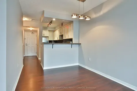 284 Bloor Street W Toronto ON M5S 3B8
