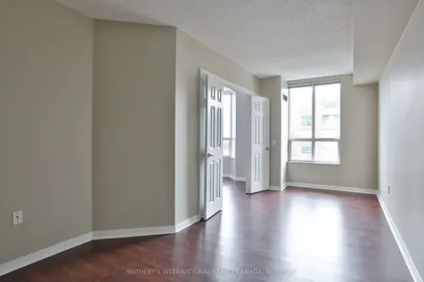 284 Bloor Street W Toronto ON M5S 3B8