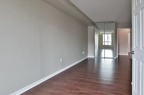 284 Bloor Street W Toronto ON M5S 3B8