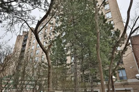 284 Bloor Street W Toronto ON M5S 3B8