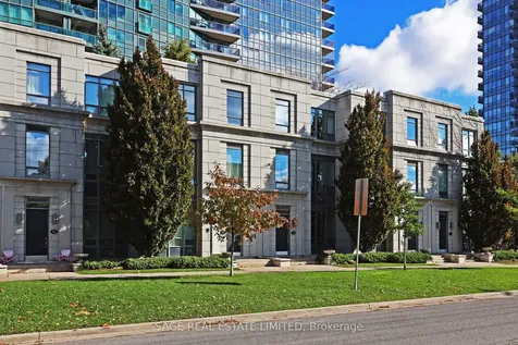 25 Greenview Avenue Toronto ON M2M 0A5