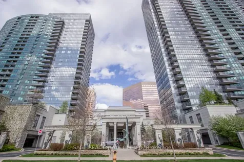 25 Greenview Avenue Toronto ON M2M 0A5