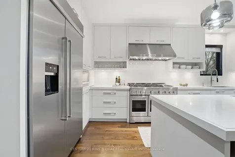 33 Nesbitt Drive Toronto ON M4W 2G2
