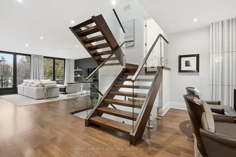 33 Nesbitt Drive Toronto ON M4W 2G2