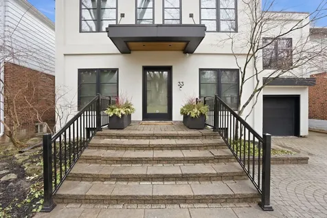 33 Nesbitt Drive Toronto ON M4W 2G2