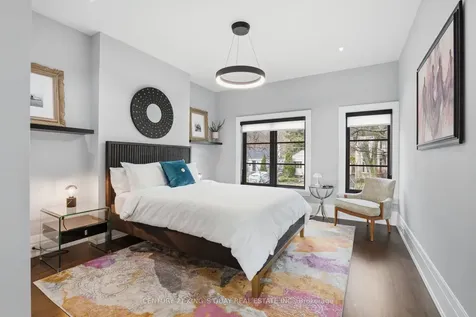 33 Nesbitt Drive Toronto ON M4W 2G2