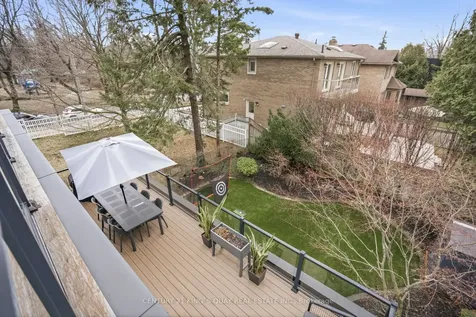 33 Nesbitt Drive Toronto ON M4W 2G2