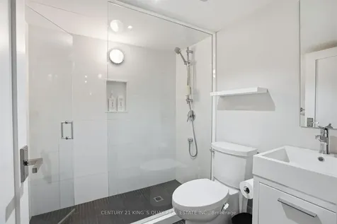 33 Nesbitt Drive Toronto ON M4W 2G2