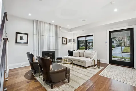33 Nesbitt Drive Toronto ON M4W 2G2