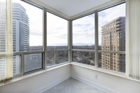 5 Northtown Way Toronto ON M2N 7A1