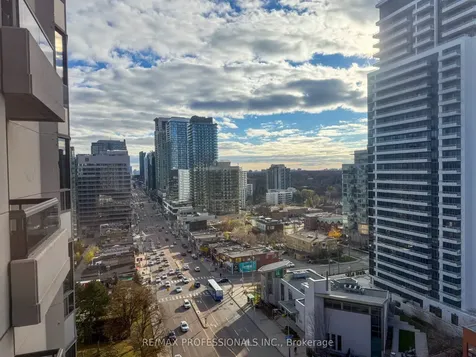 5 Northtown Way Toronto ON M2N 7A1